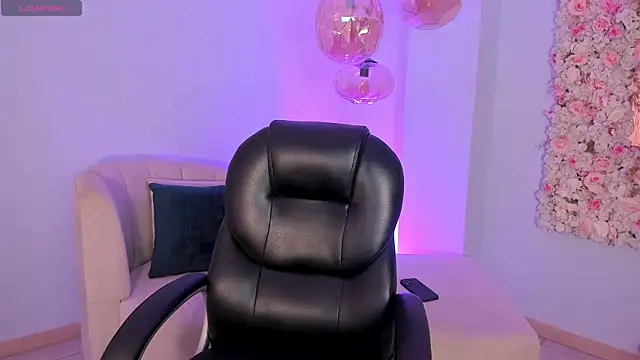 LexieWayne online show from 09/29/25, 06:24