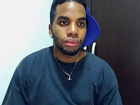 Snapshot of Rene_hotman chatting on 11/01/25, 08:11 Rene hotman online show from 11/01/25, 08:11