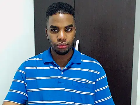 Snapshot of Rene_hotman chatting on 11/03/25, 07:37 Rene hotman online show from 11/03/25, 07:37