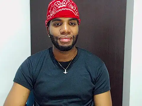 Snapshot of Rene_hotman chatting on 11/24/25, 07:57 Rene hotman online show from 11/24/25, 07:57