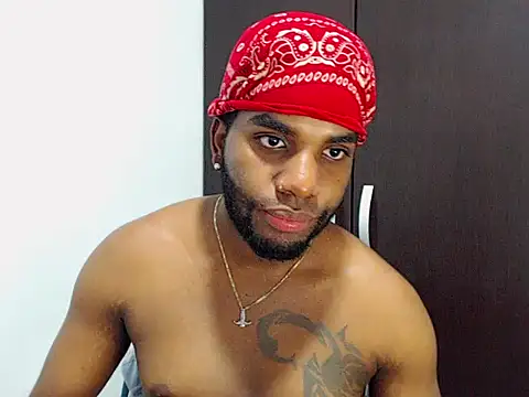 Snapshot of Rene_hotman chatting on 11/29/25, 08:12 Rene hotman online show from 11/29/25, 08:12