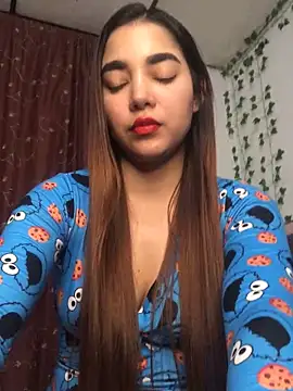 DulceChloe99 online show from 12/05/24, 03:15