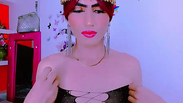 Snapshot of priscilahotker chatting on 01/17/25, 04:39 priscilahotker online show from 01/17/25, 04:39