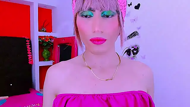 Snapshot of priscilahotker chatting on 02/08/25, 10:50 priscilahotker online show from 02/08/25, 10:50