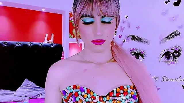 Snapshot of priscilahotker chatting on 03/15/25, 11:08 priscilahotker online show from 03/15/25, 11:08