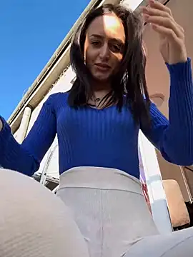 Snapshot of Zeyna1 chatting on 01/30/25, 01:42 Zeyna1 online show from 01/30/25, 01:42