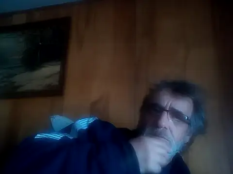 Snapshot of OralDesires2 chatting on 03/18/26, 08:34 OralDesires2 online show from 03/18/26, 08:34