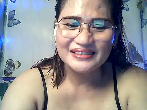 Snapshot of Amazing_Angel22 chatting on 03/07/26, 04:15 Amazing Angel22 online show from 03/07/26, 04:15