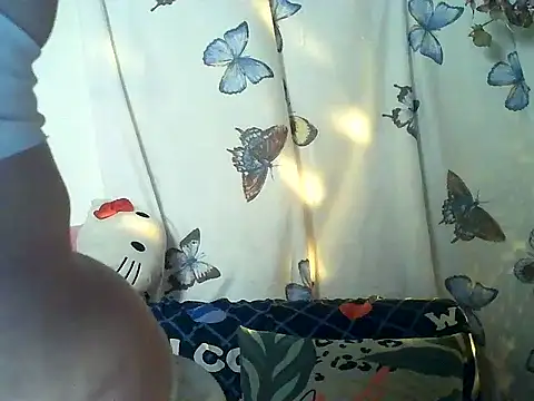 Snapshot of Amazing_Angel22 chatting on 04/04/26, 03:09 Amazing Angel22 online show from 04/04/26, 03:09