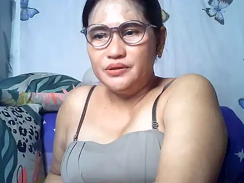 Snapshot of Amazing_Angel22 chatting on 07/08/26, 03:38 Amazing Angel22 online show from 07/08/26, 03:38