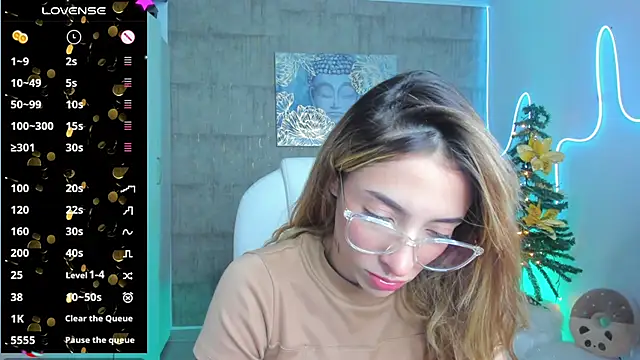 Snapshot of barbie_scoth_ chatting on 12/14/24, 03:51 barbie scoth online show from 12/14/24, 03:51