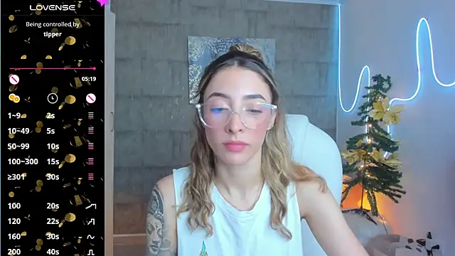 Snapshot of barbie_scoth_ chatting on 12/29/24, 08:37 barbie scoth online show from 12/29/24, 08:37