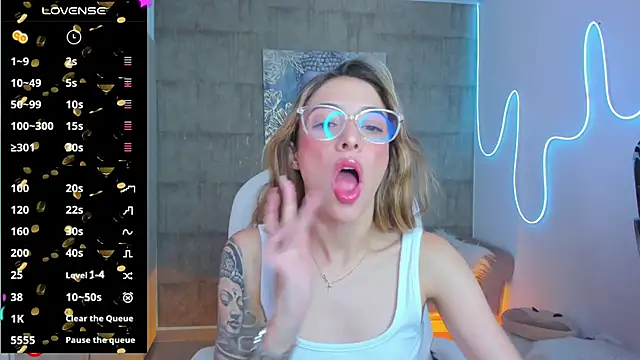 Snapshot of barbie_scoth_ chatting on 01/08/25, 08:29 barbie scoth online show from 01/08/25, 08:29