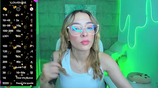 Snapshot of barbie_scoth_ chatting on 01/16/25, 06:59 barbie scoth online show from 01/16/25, 06:59