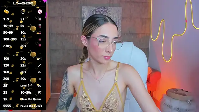 Snapshot of barbie_scoth_ chatting on 01/20/25, 08:18 barbie scoth online show from 01/20/25, 08:18