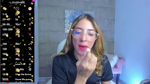 Snapshot of barbie_scoth_ chatting on 02/11/25, 08:20 barbie scoth online show from 02/11/25, 08:20