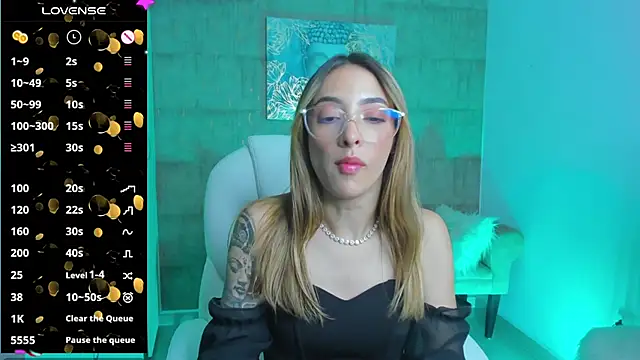 Snapshot of barbie_scoth_ chatting on 02/16/25, 10:43 barbie scoth online show from 02/16/25, 10:43