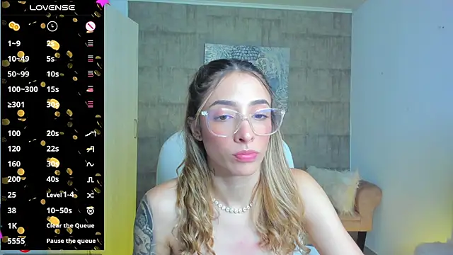 Snapshot of barbie_scoth_ chatting on 02/25/25, 09:35 barbie scoth online show from 02/25/25, 09:35