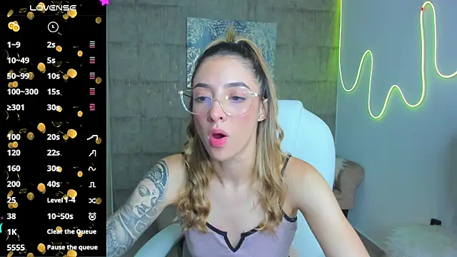 Snapshot of barbie_scoth_ chatting on 03/01/25, 02:37 barbie scoth online show from 03/01/25, 02:37