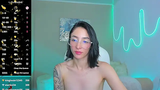 Snapshot of barbie_scoth_ chatting on 09/22/25, 03:19 barbie scoth online show from 09/22/25, 03:19