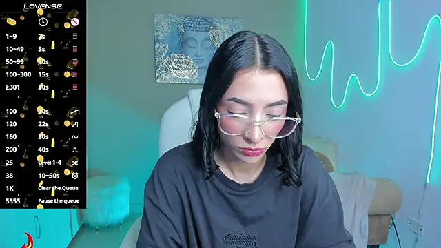 Snapshot of barbie_scoth_ chatting on 10/18/25, 08:42 barbie scoth online show from 10/18/25, 08:42