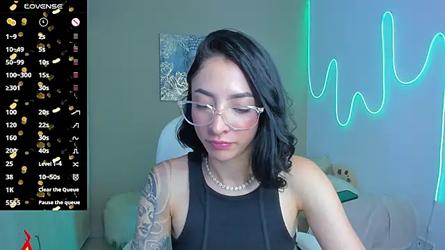 Snapshot of barbie_scoth_ chatting on 10/23/25, 07:56 barbie scoth online show from 10/23/25, 07:56