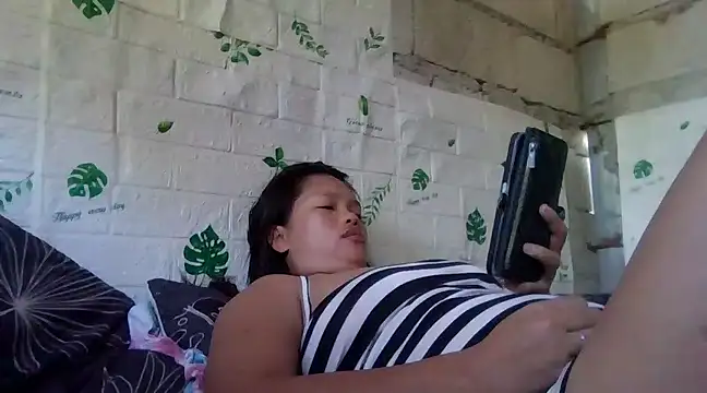 Snapshot of Silly_Girl21 chatting on 03/14/25, 12:54 Silly Girl21 online show from 03/14/25, 12:54