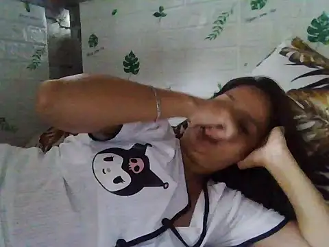 Snapshot of Silly_Girl21 chatting on 10/04/25, 01:14 Silly Girl21 online show from 10/04/25, 01:14