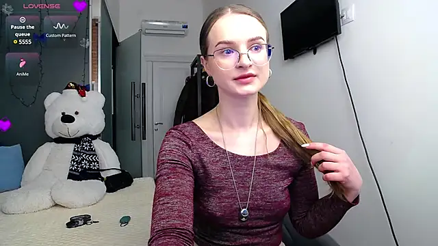 KateJonson online show from 01/27/25, 02:13