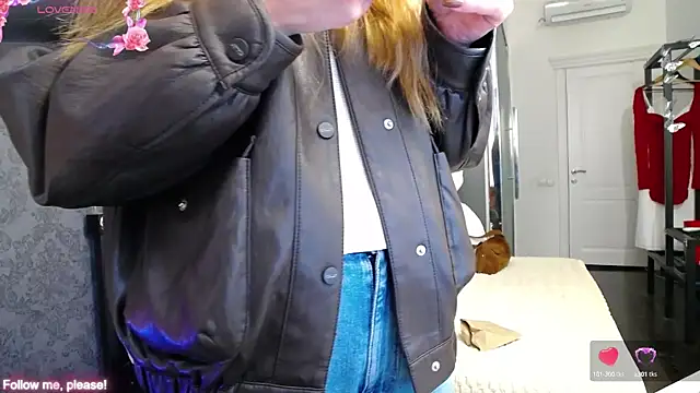 KateJonson online show from 09/30/25, 07:02