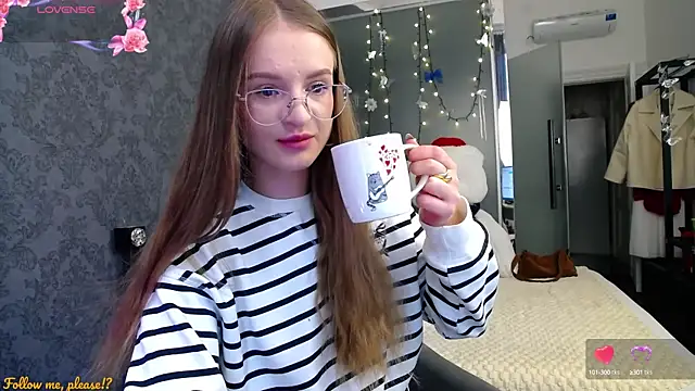 KateJonson online show from 10/06/25, 11:29