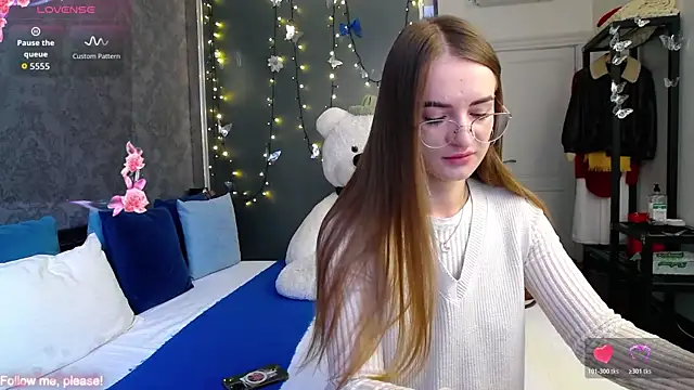 KateJonson online show from 11/13/25, 08:02