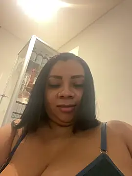 MelanyShayk online show from 01/31/25, 01:02