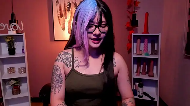 Snapshot of _asami_chieko_ chatting on 03/18/25, 11:42 asami chieko online show from 03/18/25, 11:42