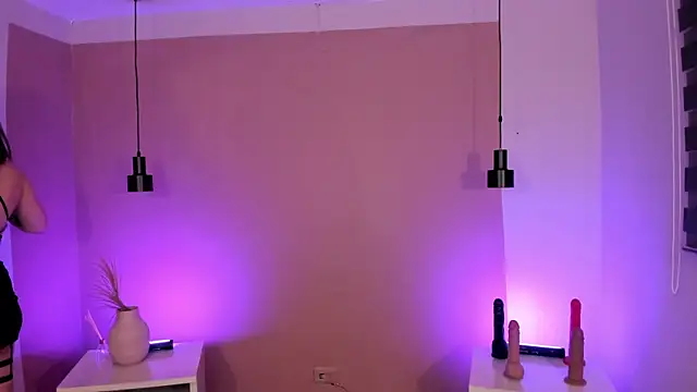 Snapshot of _asami_chieko_ chatting on 11/19/25, 08:53 asami chieko online show from 11/19/25, 08:53