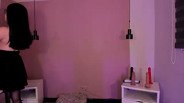 Snapshot of _asami_chieko_ chatting on 11/28/25, 09:17 asami chieko online show from 11/28/25, 09:17