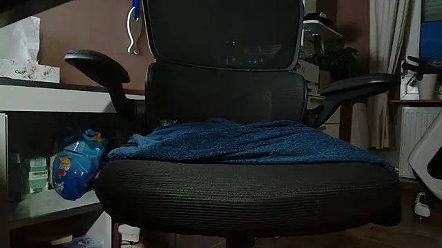 suedel65 online show from 09/10/25, 04:34