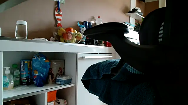 suedel65 online show from 09/20/25, 03:13