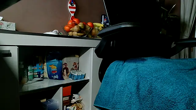 suedel65 online show from 09/24/25, 03:21