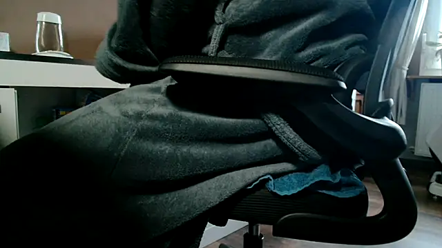 suedel65 online show from 09/24/25, 03:26