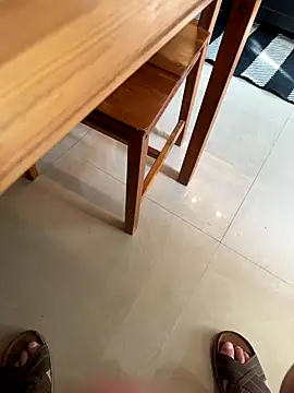 suedel65 online show from 10/30/25, 08:05