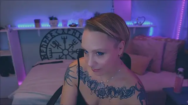 Jan ina online show from 12/10/24, 05:00