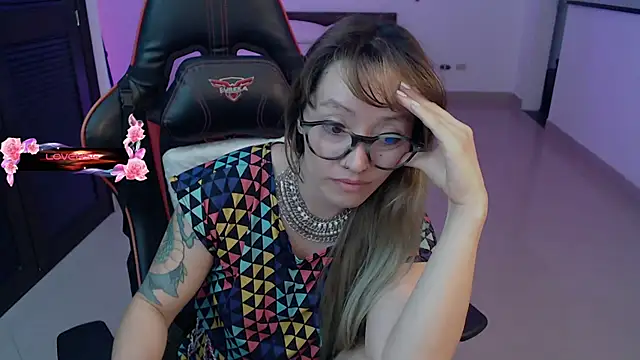 Snapshot of pink-2022 chatting on 02/26/26, 09:25 pink-2022 online show from 02/26/26, 09:25