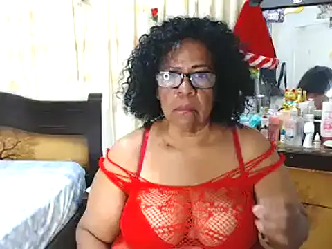 Snapshot of Yayis-hot-sexyw chatting on 12/28/24, 04:30 Yayis-hot-sexyw online show from 12/28/24, 04:30