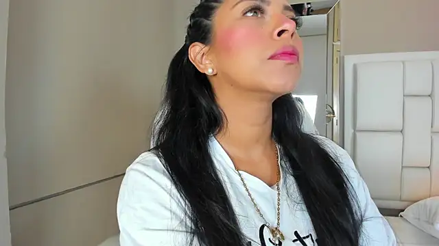  BunnyNaugthy online show from 11/08/25, 12:05