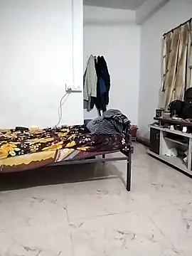 Desi Londa 143 online show from 04/08/26, 12:32