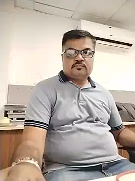 Desi Londa 143 online show from 05/16/26, 03:58