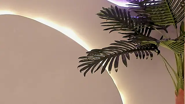 Snapshot of Emma_Morgann chatting on 11/20/25, 01:33 Emma Morgann online show from 11/20/25, 01:33