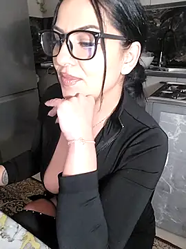 Snapshot of hot-babygirl chatting on 03/02/25, 11:42 hot-babygirl online show from 03/02/25, 11:42