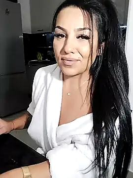 Snapshot of hot-babygirl chatting on 10/06/25, 06:38 hot-babygirl online show from 10/06/25, 06:38